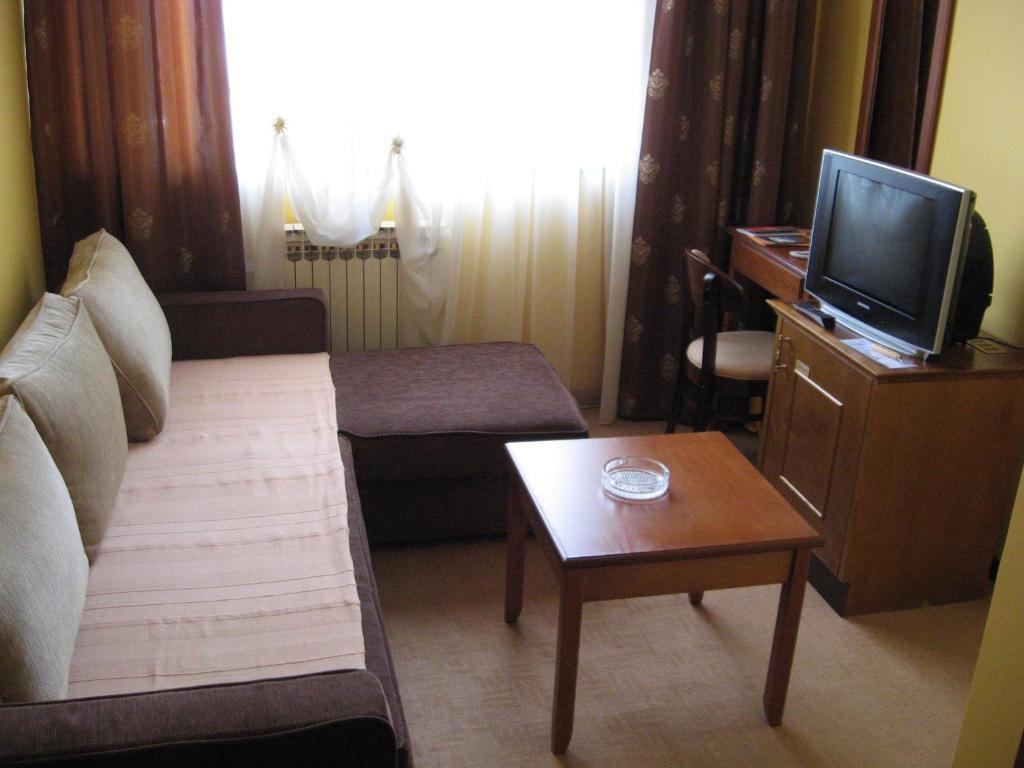 Hotel Vila Sunce Stara Pazova Rom bilde
